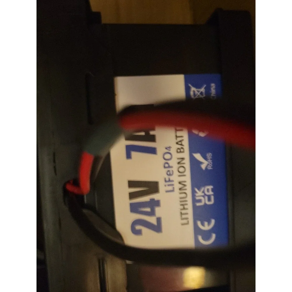 24V 7Ah Lithium LiFePO4 Battery With Charging Cord